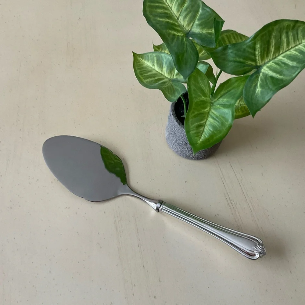 Reed & Barton Sterling Silver Woodwind Cake Pie Pastry Server 🍰 🥧